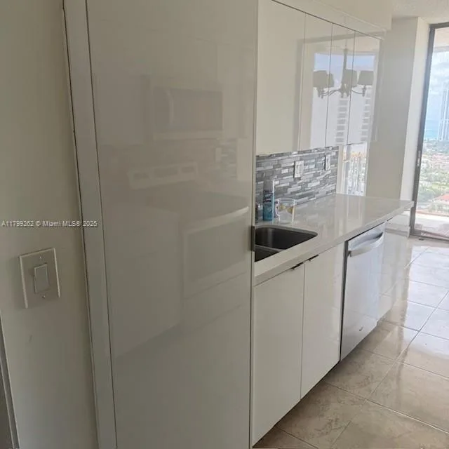 19355 Turnberry Way # 24F, Aventura, FL 33180 photo 5