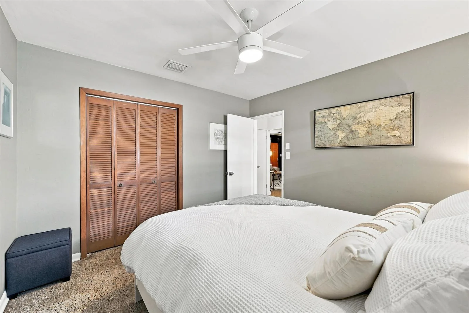 496 NW 47TH Court, Oakland Park, FL 33309 photo 11