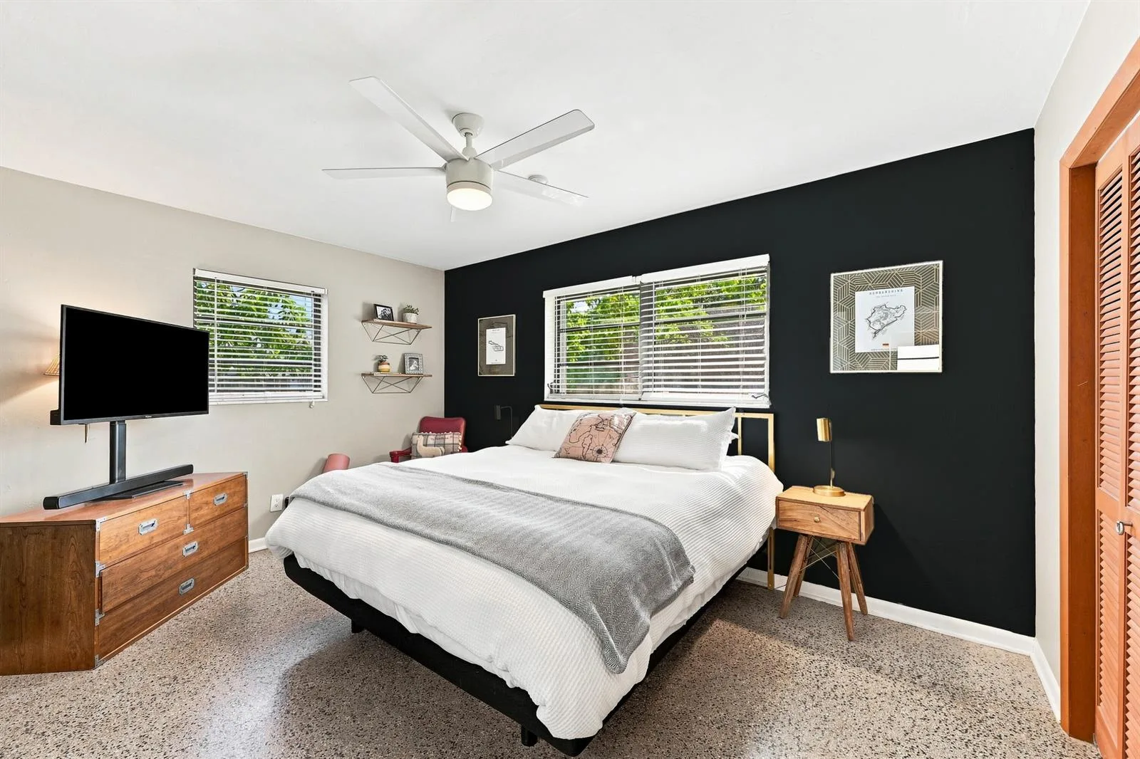496 NW 47TH Court, Oakland Park, FL 33309 photo 12