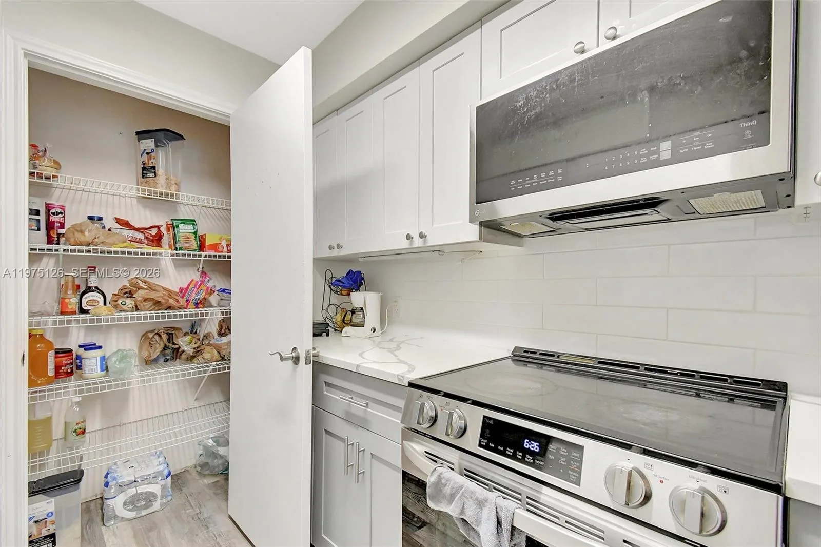 2445 NW 33rd St # 1410, Oakland Park, FL 33309 photo 12