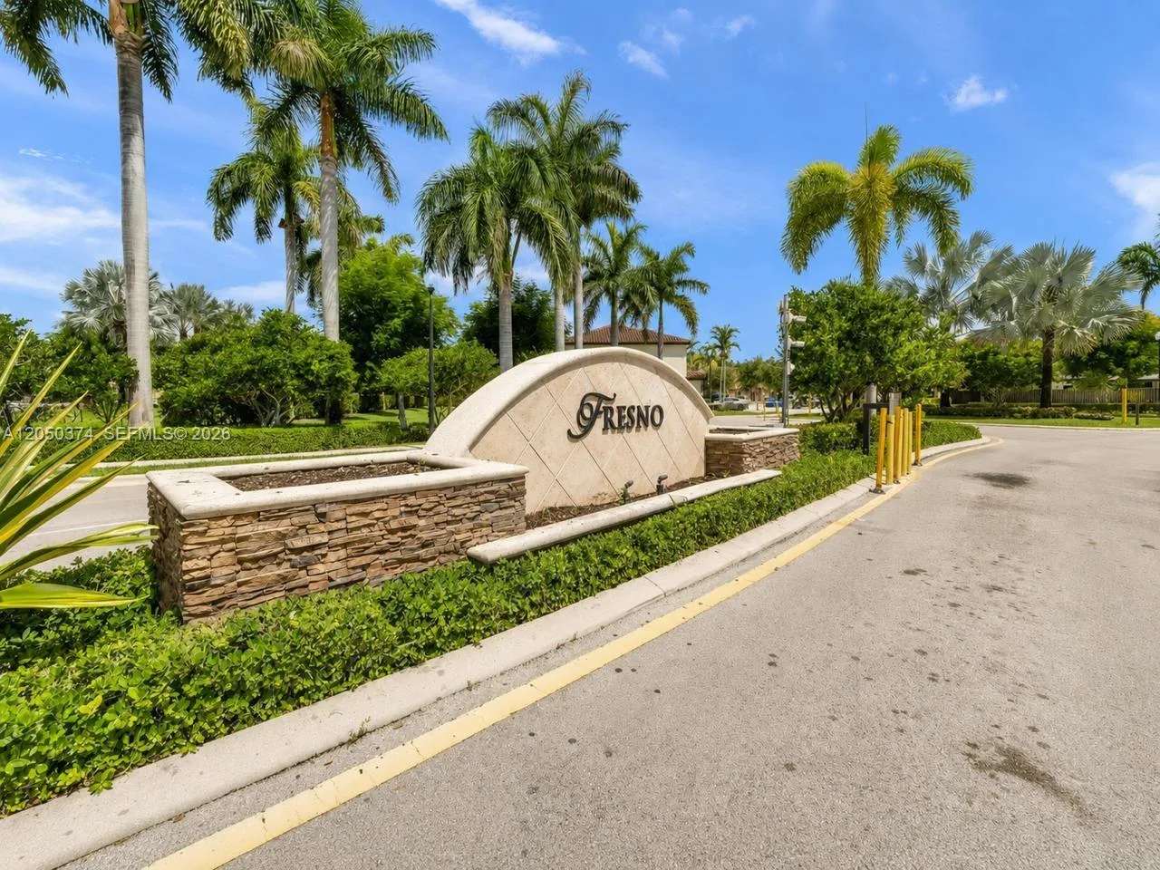 125 SE 34th Ter, Homestead, FL 33033