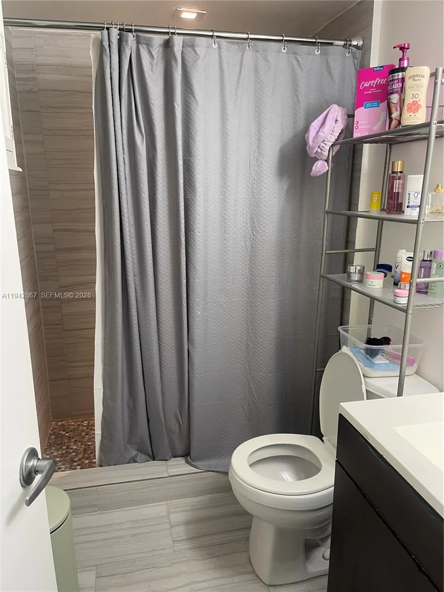 200 S Birch Rd # 1111, Fort Lauderdale, FL 33316 photo 2
