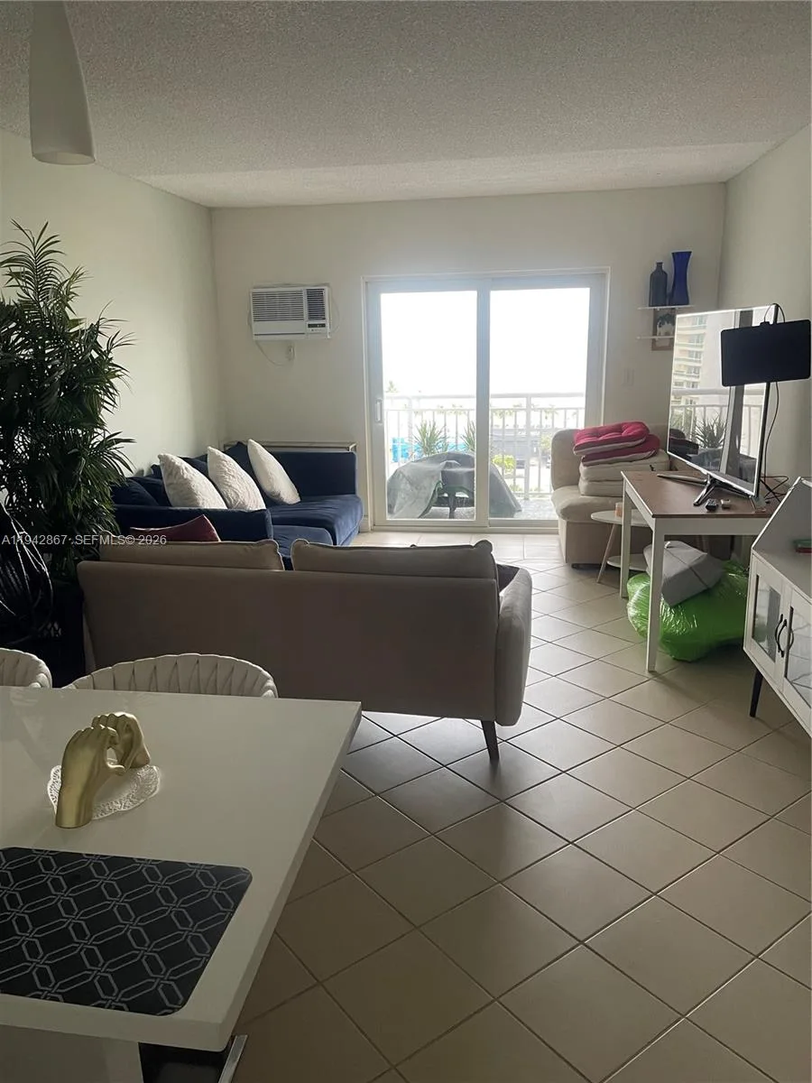 200 S Birch Rd # 1111, Fort Lauderdale, FL 33316 photo 3