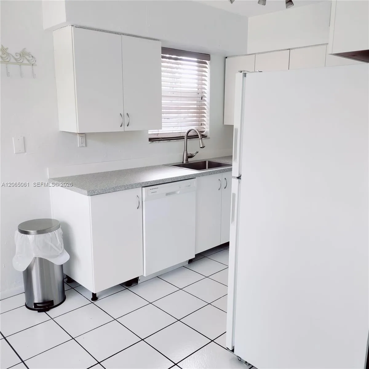 123-125 SW 19th Ave 1-3, Fort Lauderdale, FL 33312 photo 11