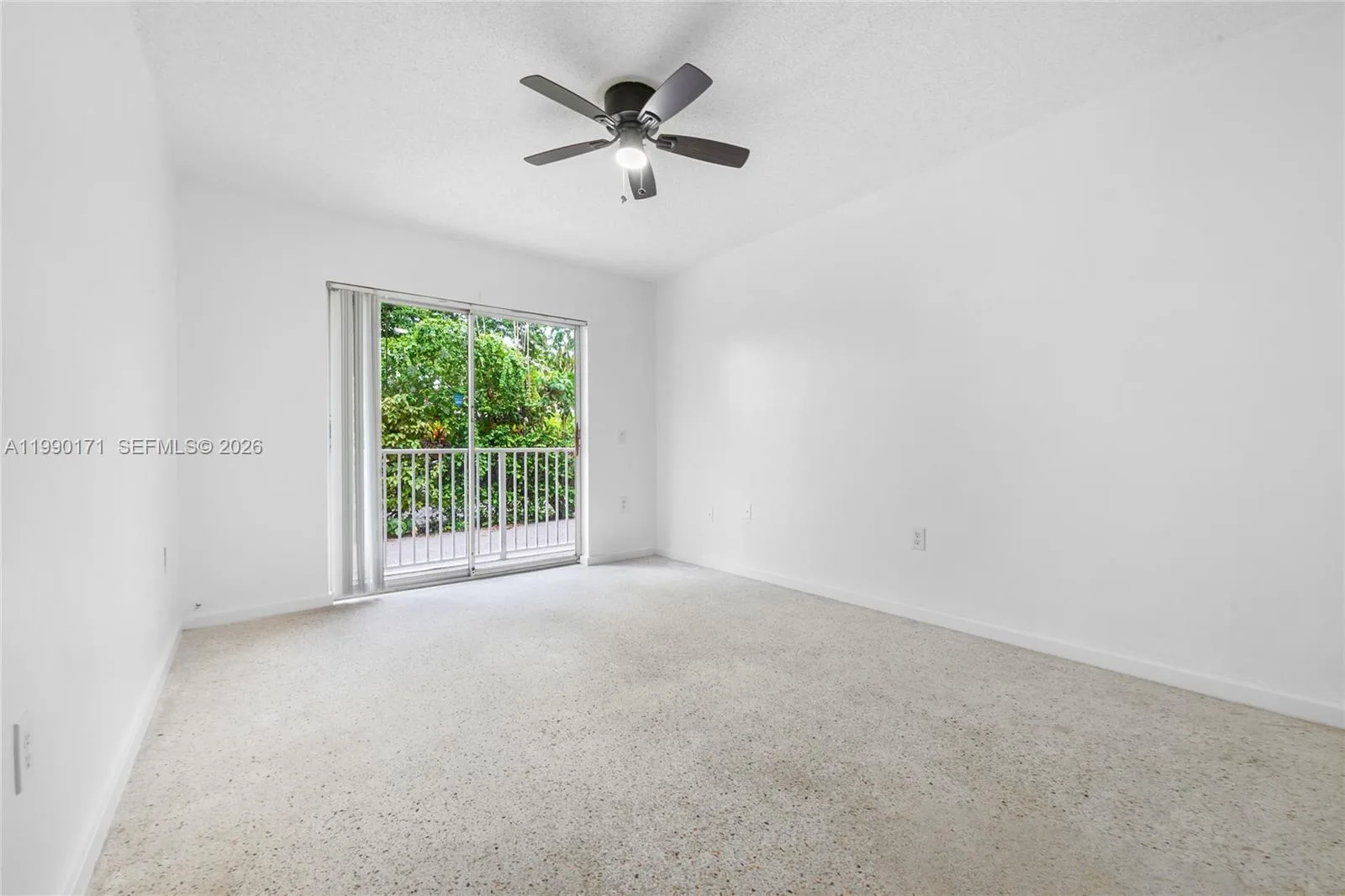 2661 SW 11th St # 8, Miami, FL 33135 photo 4