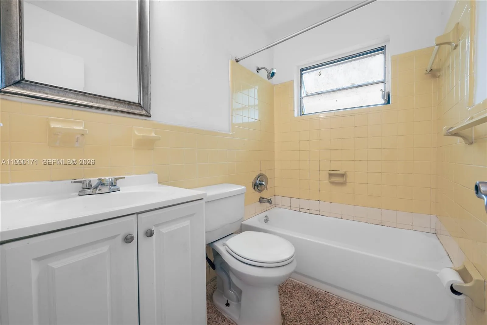 2661 SW 11th St # 8, Miami, FL 33135 photo 8