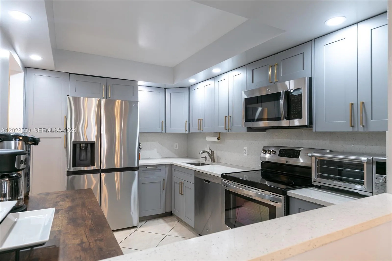 2401 S Ocean Dr # 404, Hollywood, FL 33019 photo 7