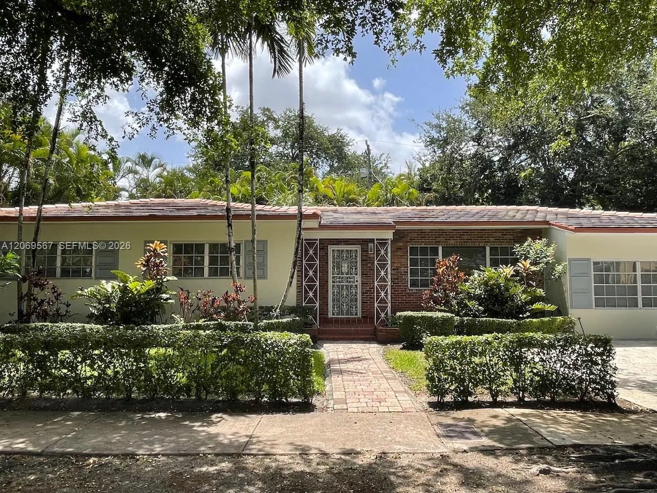828 Lorca St, Coral Gables, FL 33134