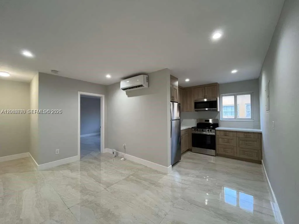 1844 NW 19th St # 5, Miami, FL 33125