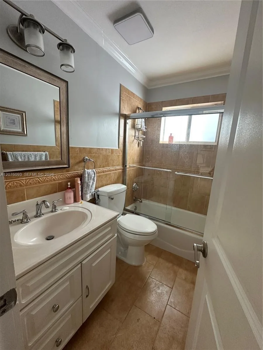 5505 W 14th Ln # 0, Hialeah, FL 33012 photo 6