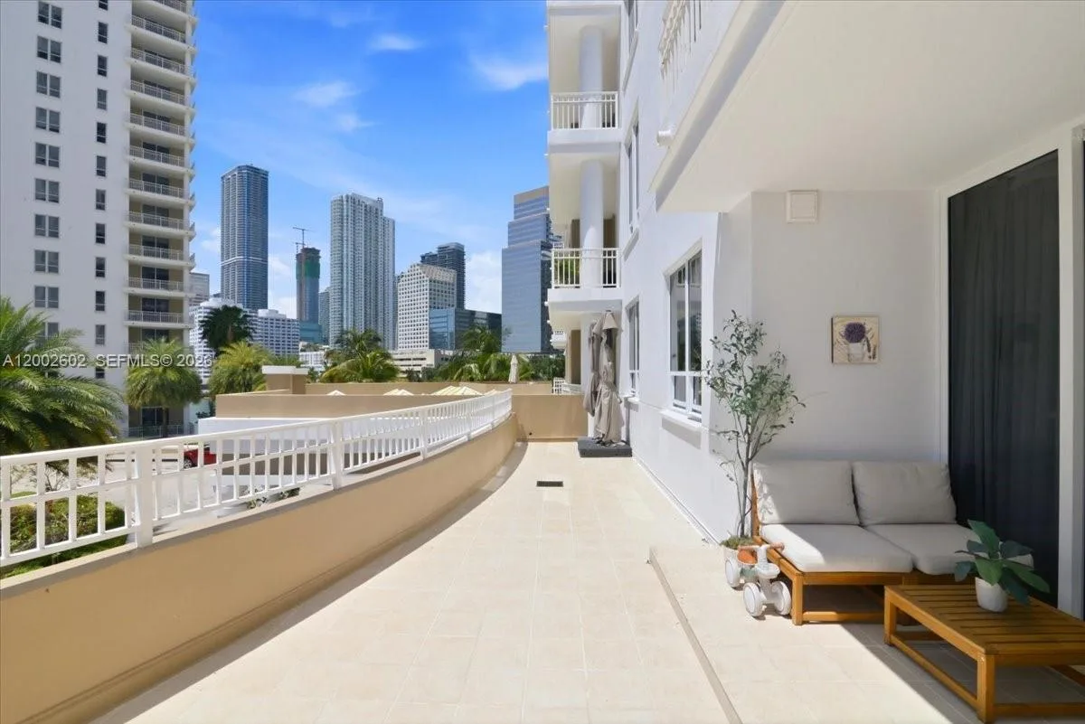 801 Brickell Key Blvd # 409, Miami, FL 33131