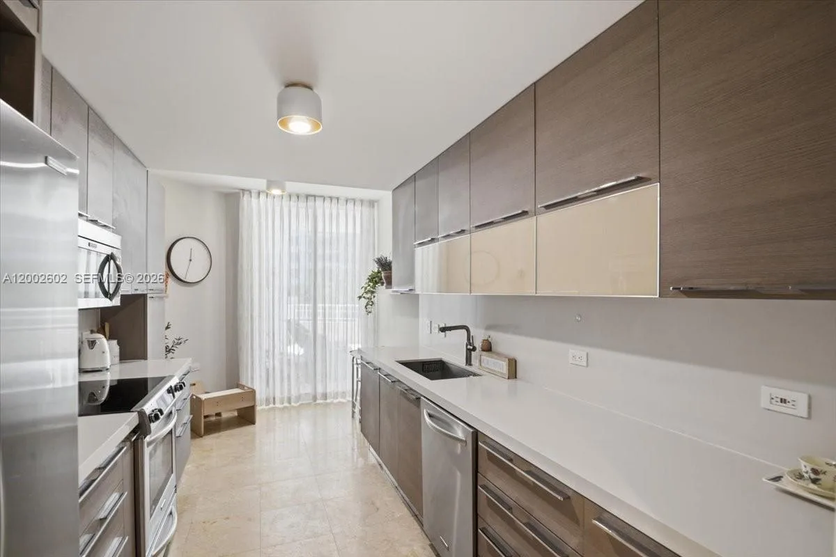 801 Brickell Key Blvd # 409, Miami, FL 33131 photo 8