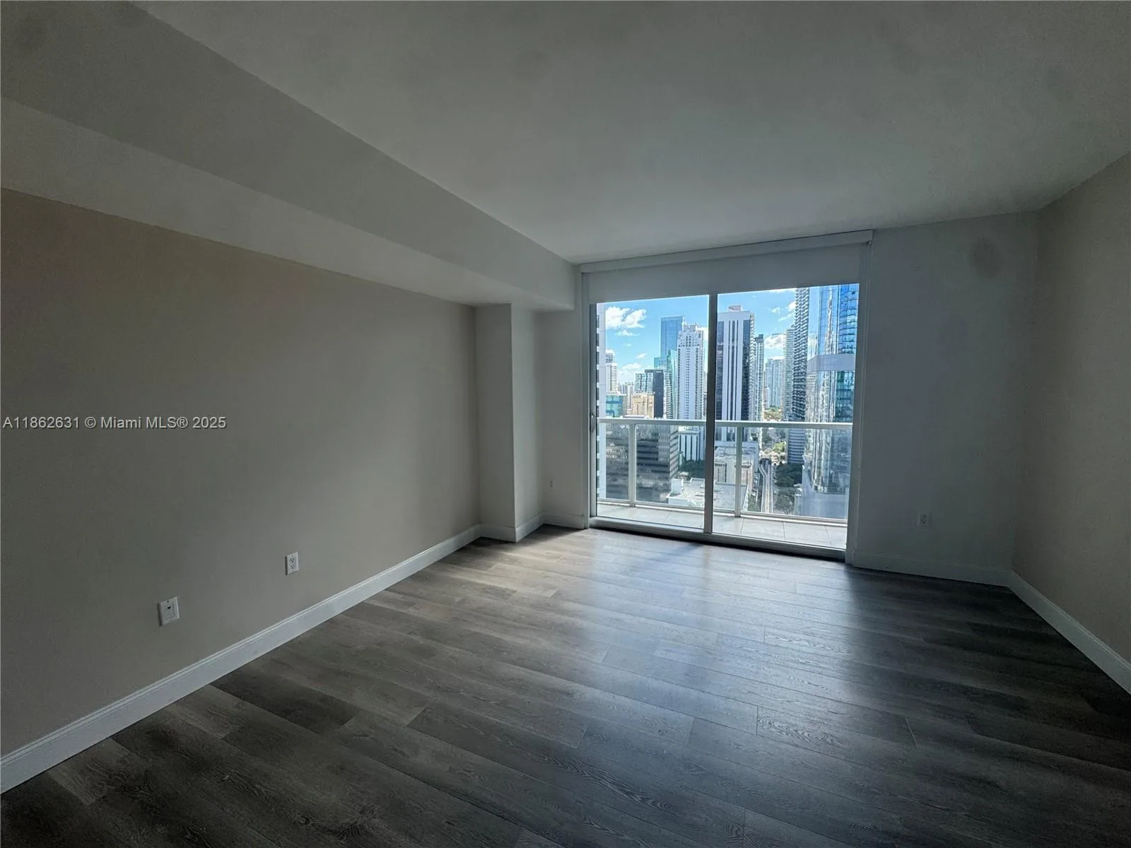 55 SE 6th St # 3004, Miami, FL 33131 photo 12