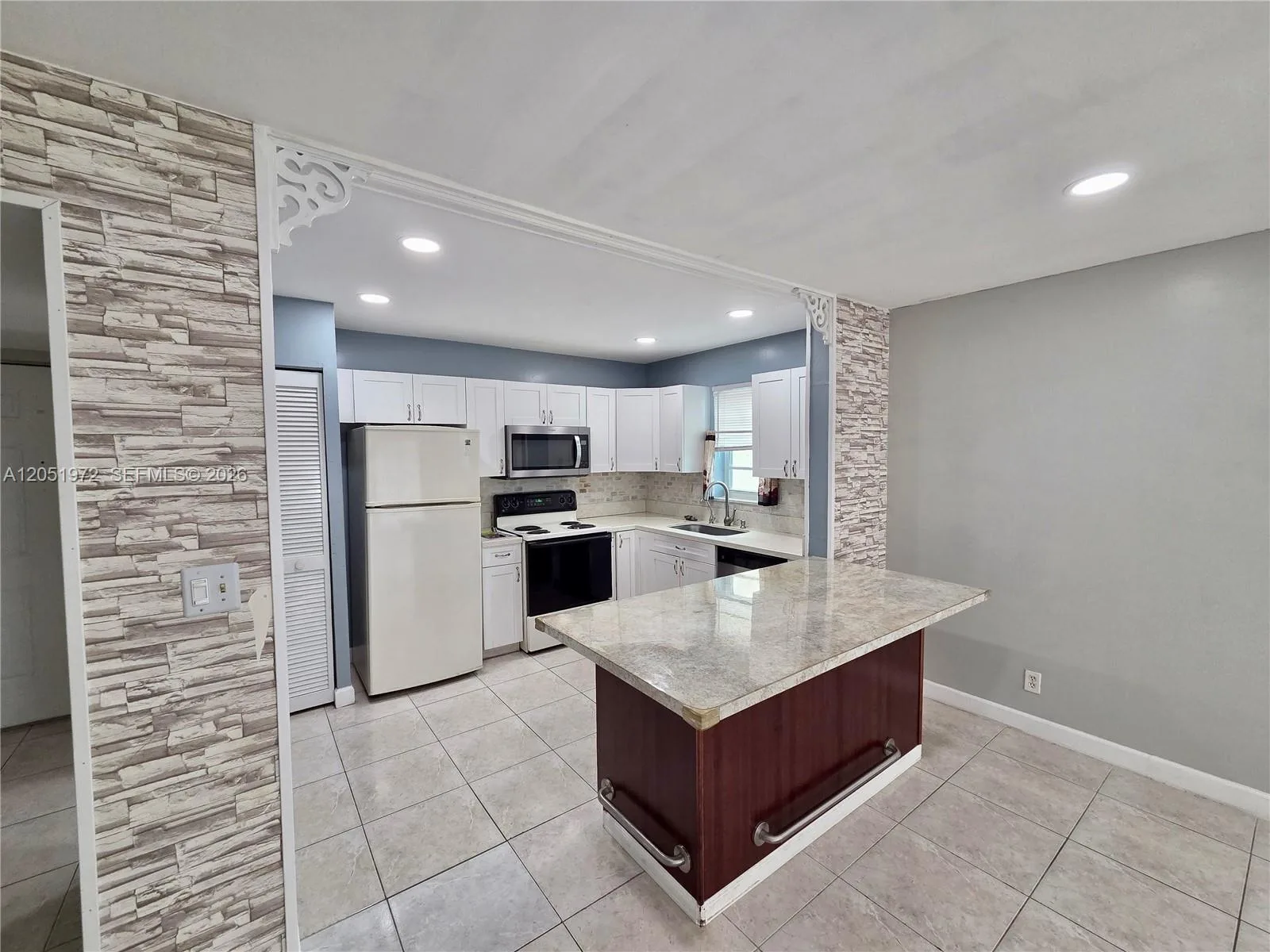 4159 NW 90th Ave # 201, Coral Springs, FL 33065