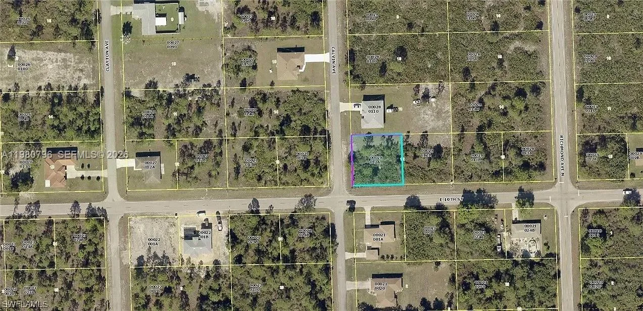 301 E 10TH ST 10TH ST, Lehigh Acres, FL 33972 photo 2
