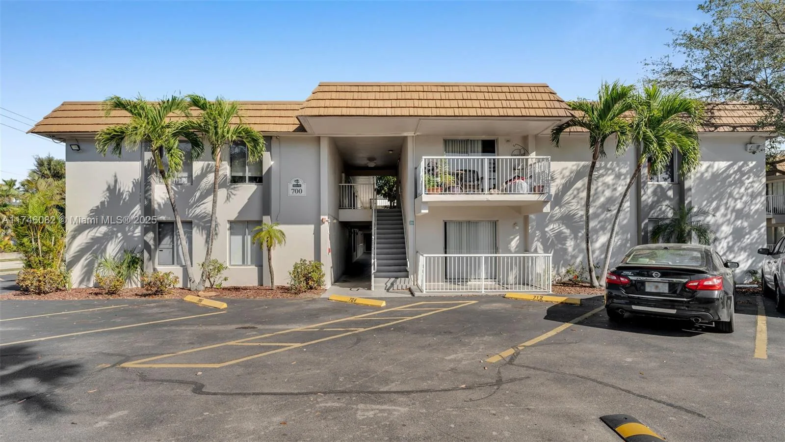 1830 Maravilla Ave. # 701, Fort Myers, FL 33901