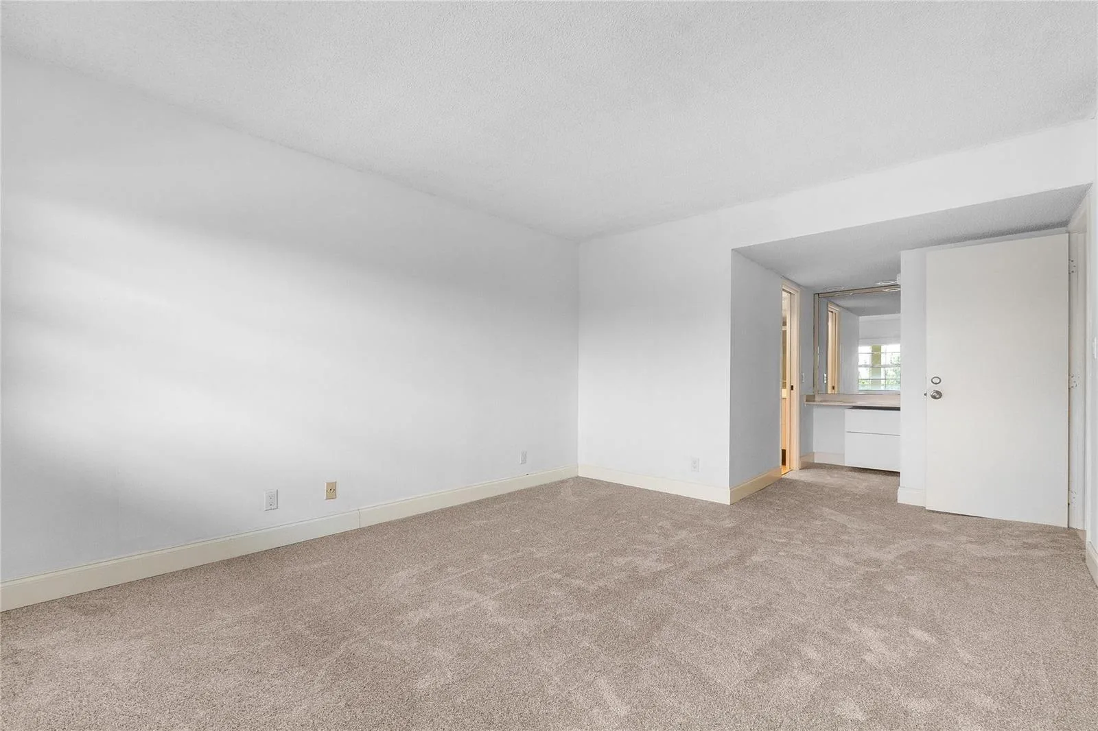 535 Oaks Drive # 508, Pompano Beach, FL 33069 photo 12