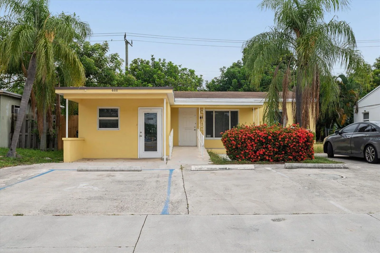 411 E Commercial Boulevard, Oakland Park, FL 33334