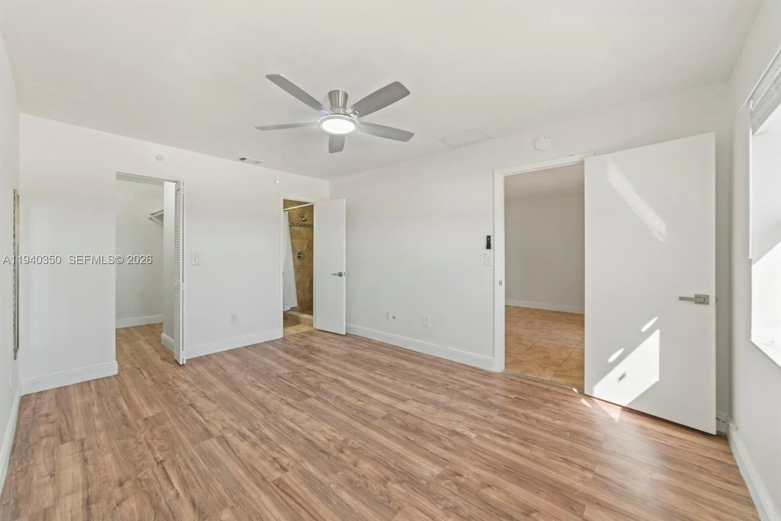 880 NE 207th Ter # 202-10, Miami, FL 33179 photo 11