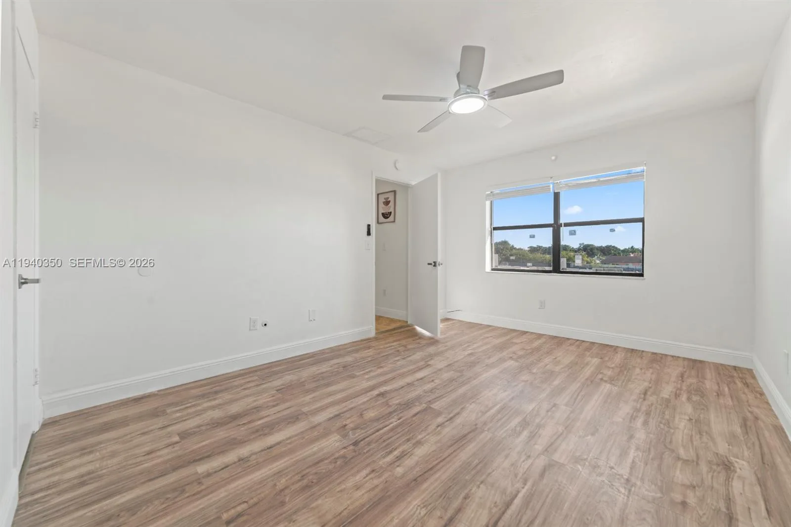 880 NE 207th Ter # 202-10, Miami, FL 33179 photo 12