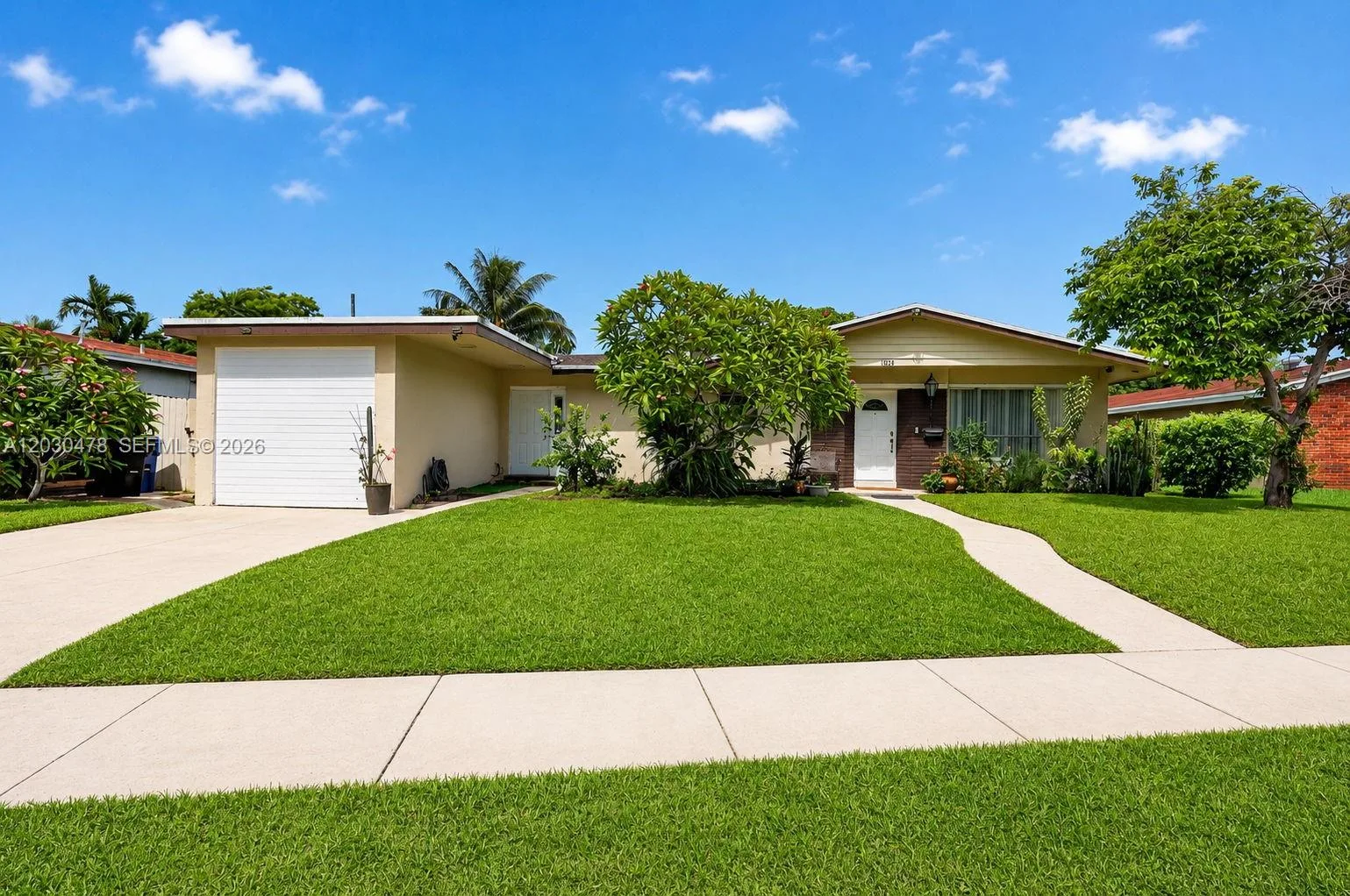 18240 NE 8th Ave, North Miami Beach, FL 33162