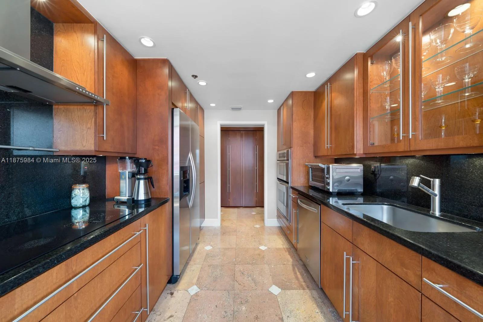 1581 Brickell Ave # 2105, Miami, FL 33129 photo 8
