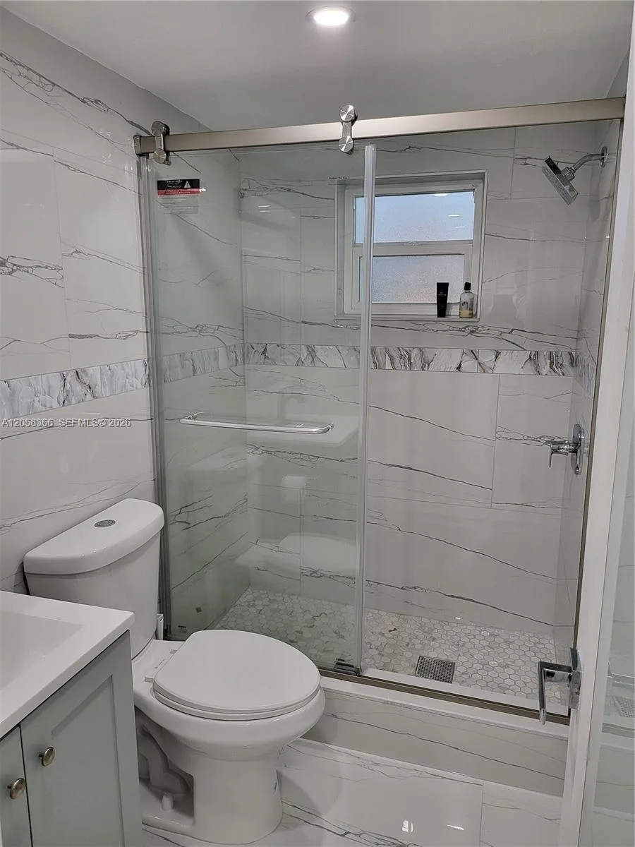 1747 Rodman St # 110, Hollywood, FL 33020 photo 11