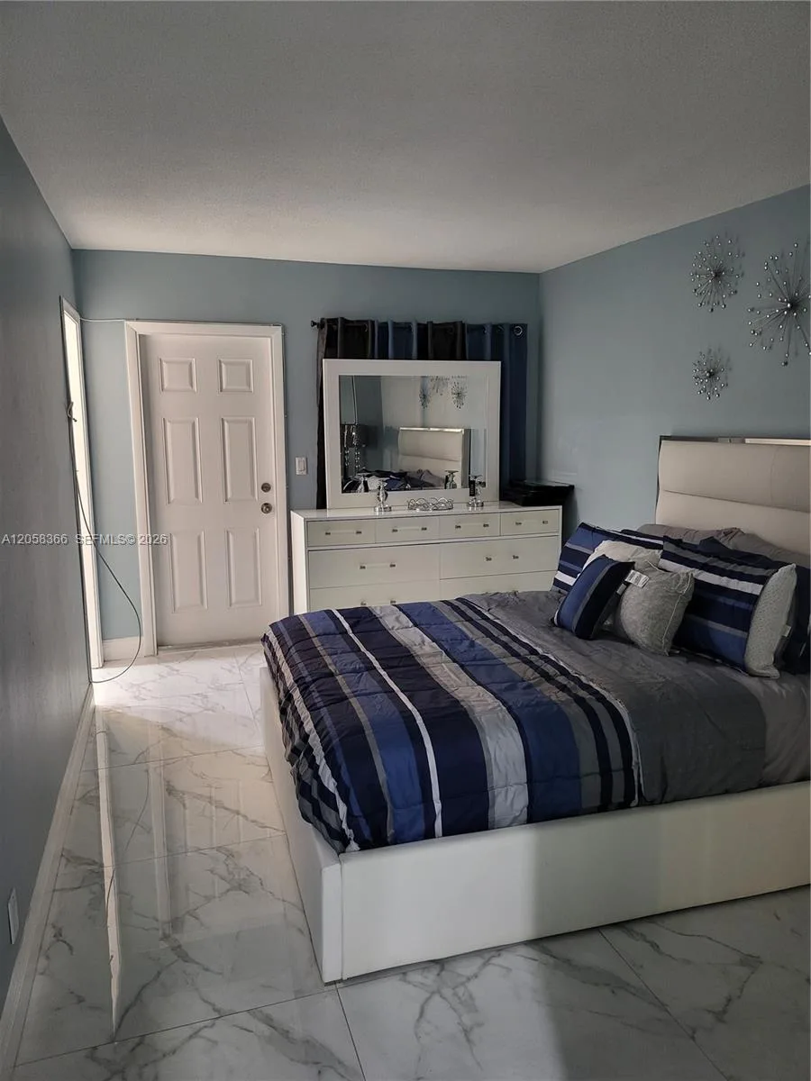 1747 Rodman St # 110, Hollywood, FL 33020 photo 12