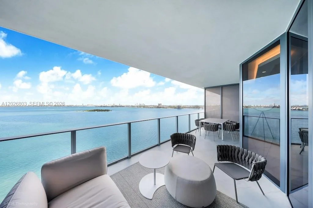 700 NE 24 St # 1403, Miami, FL 33137
