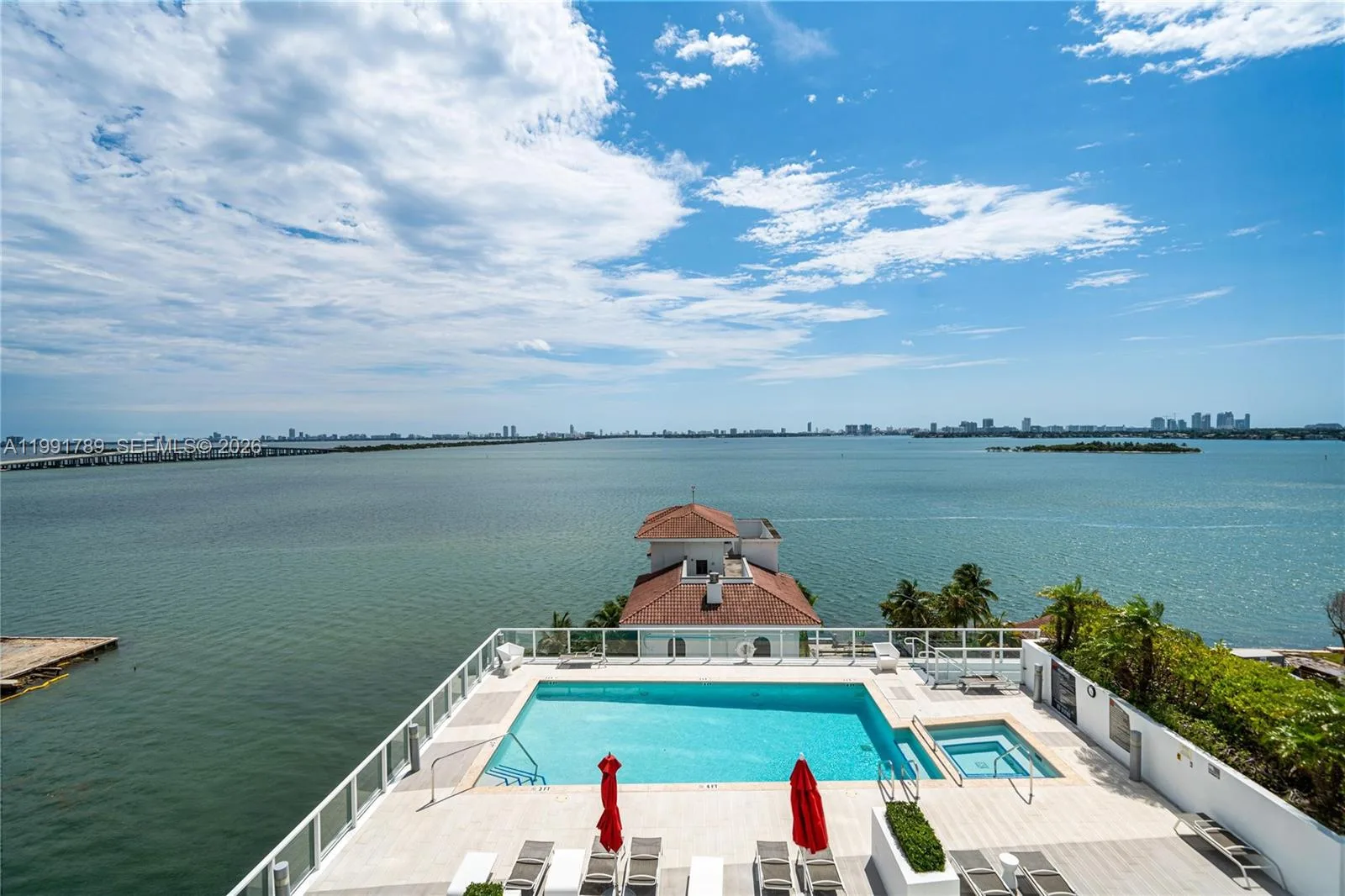 601 NE 27th St # 1007, Miami, FL 33137 photo 3