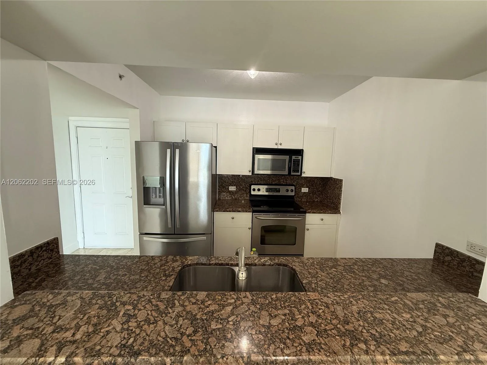 117 NW 42nd Ave # 602, Miami, FL 33126 photo 4