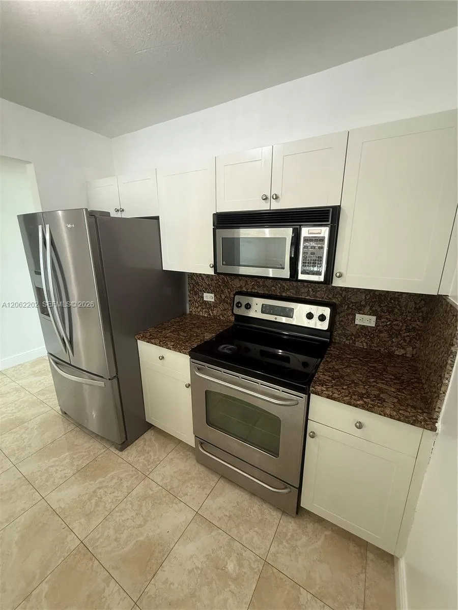 117 NW 42nd Ave # 602, Miami, FL 33126 photo 8