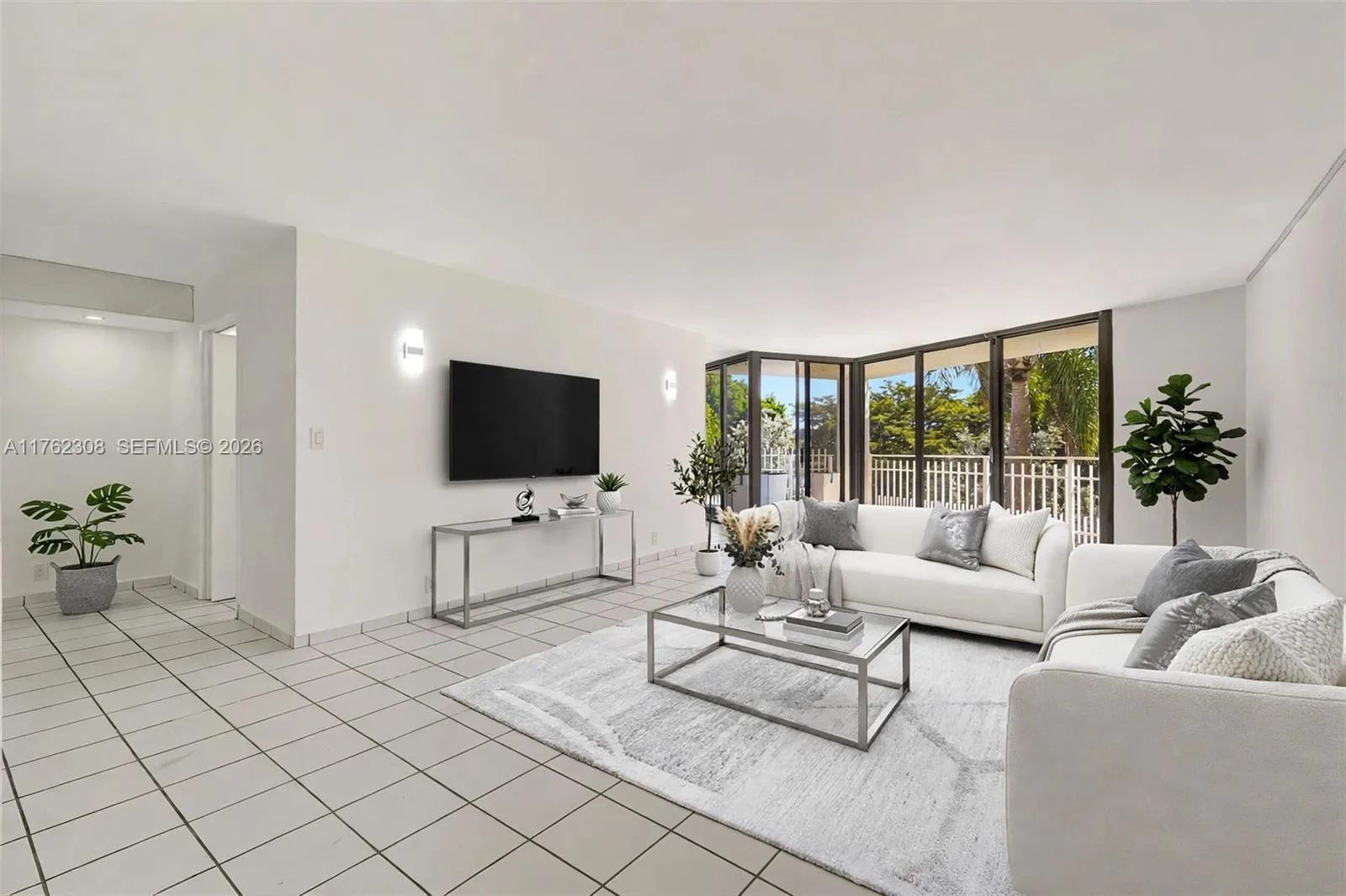 4000 Towerside Ter # 302, Miami, FL 33138