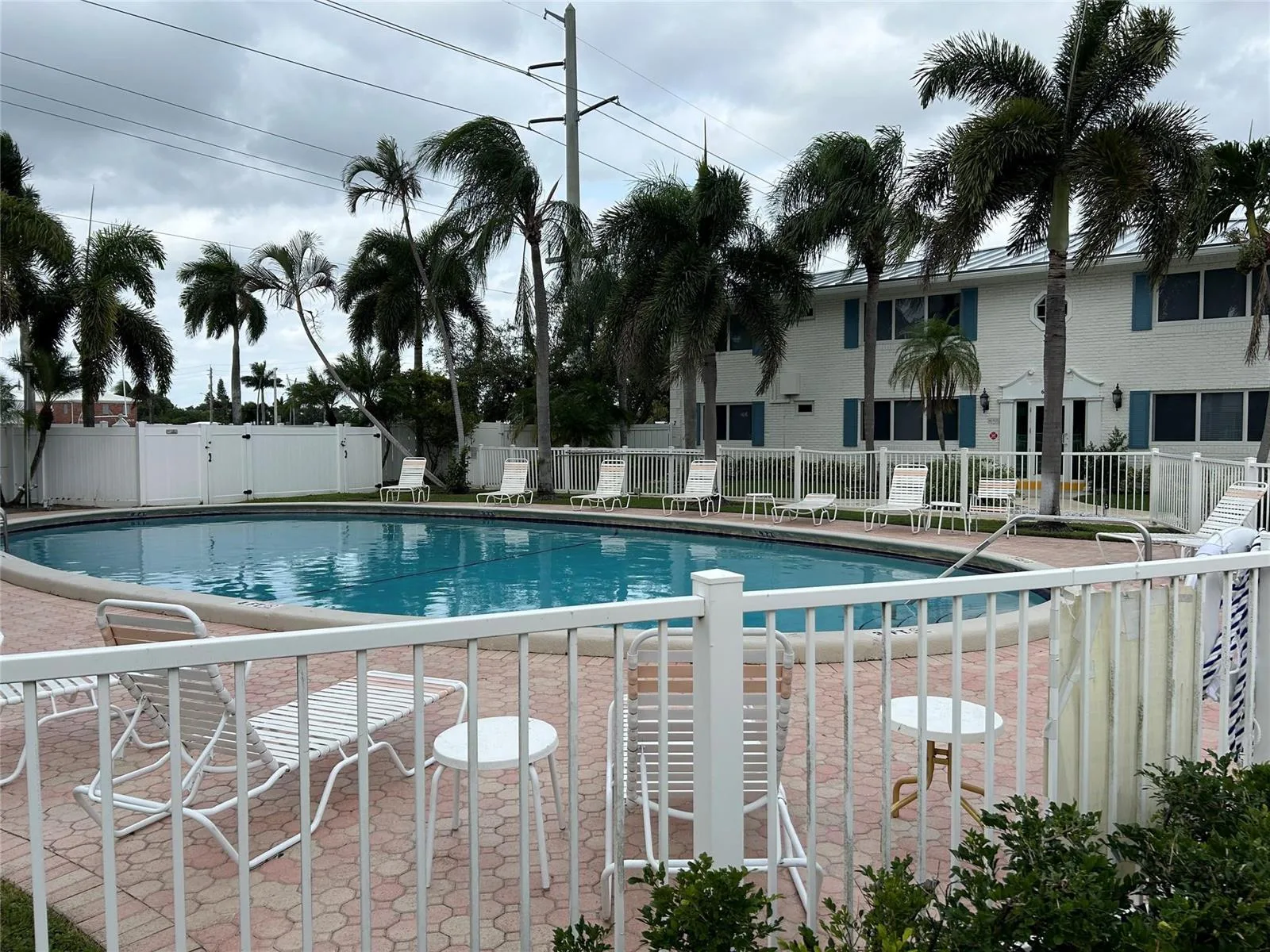 6263 NE 19th Avenue # 906, Fort Lauderdale, FL 33308