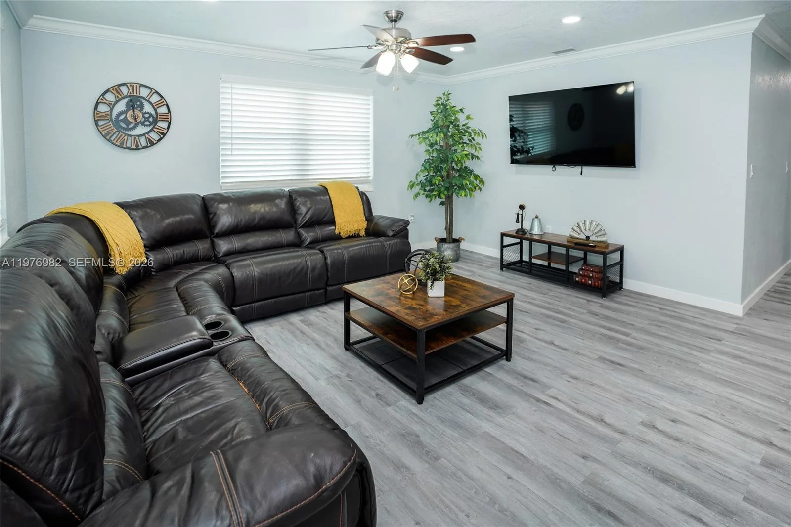 1647 NW 29th Ave, Miami, FL 33125 photo 5