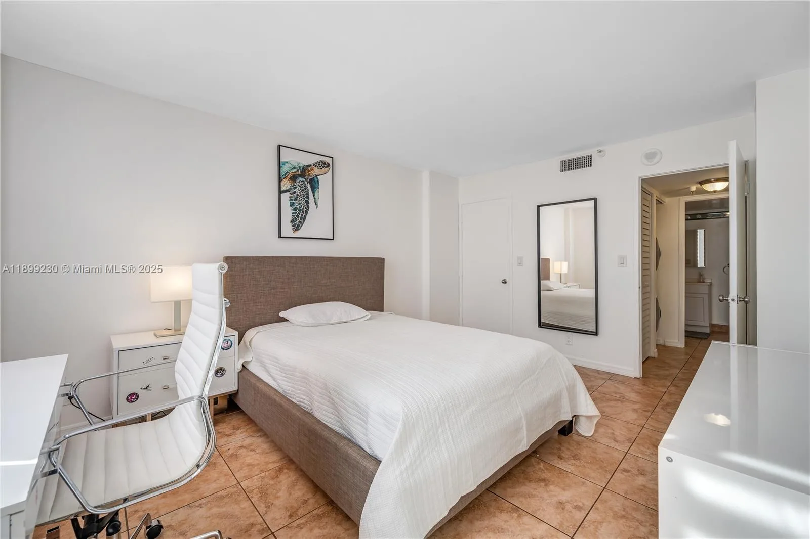 290 174th St # 511, Sunny Isles Beach, FL 33160 photo 12