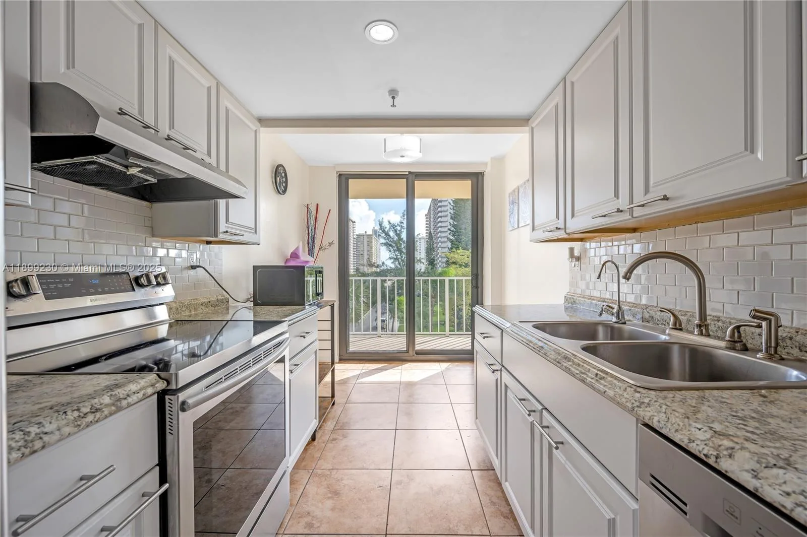290 174th St # 511, Sunny Isles Beach, FL 33160 photo 5