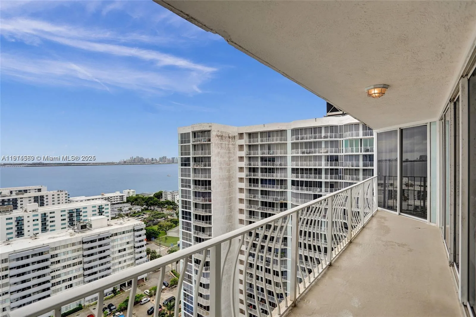 7601 E Treasure Dr # 2421, North Bay Village, FL 33141 photo 2