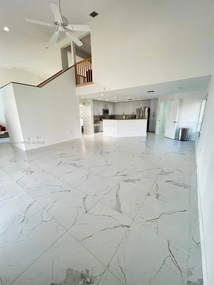 13840 NW 20th St, Pembroke Pines, FL 33028 photo 4