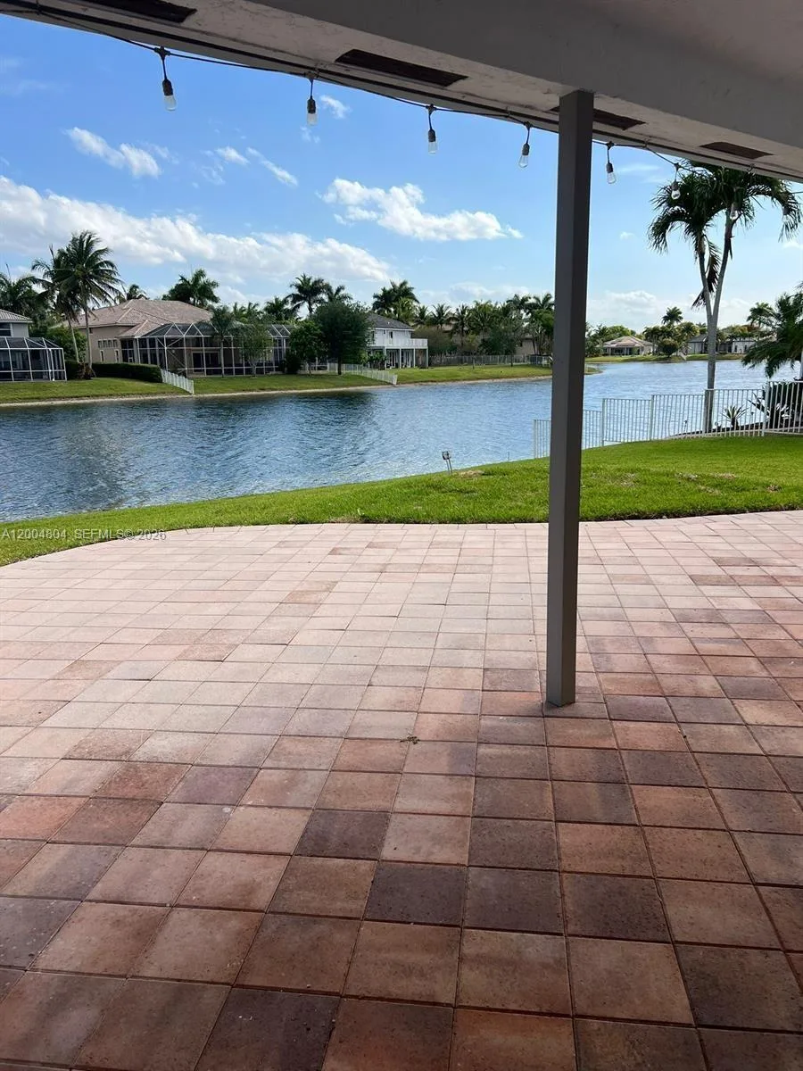 13840 NW 20th St, Pembroke Pines, FL 33028 photo 7