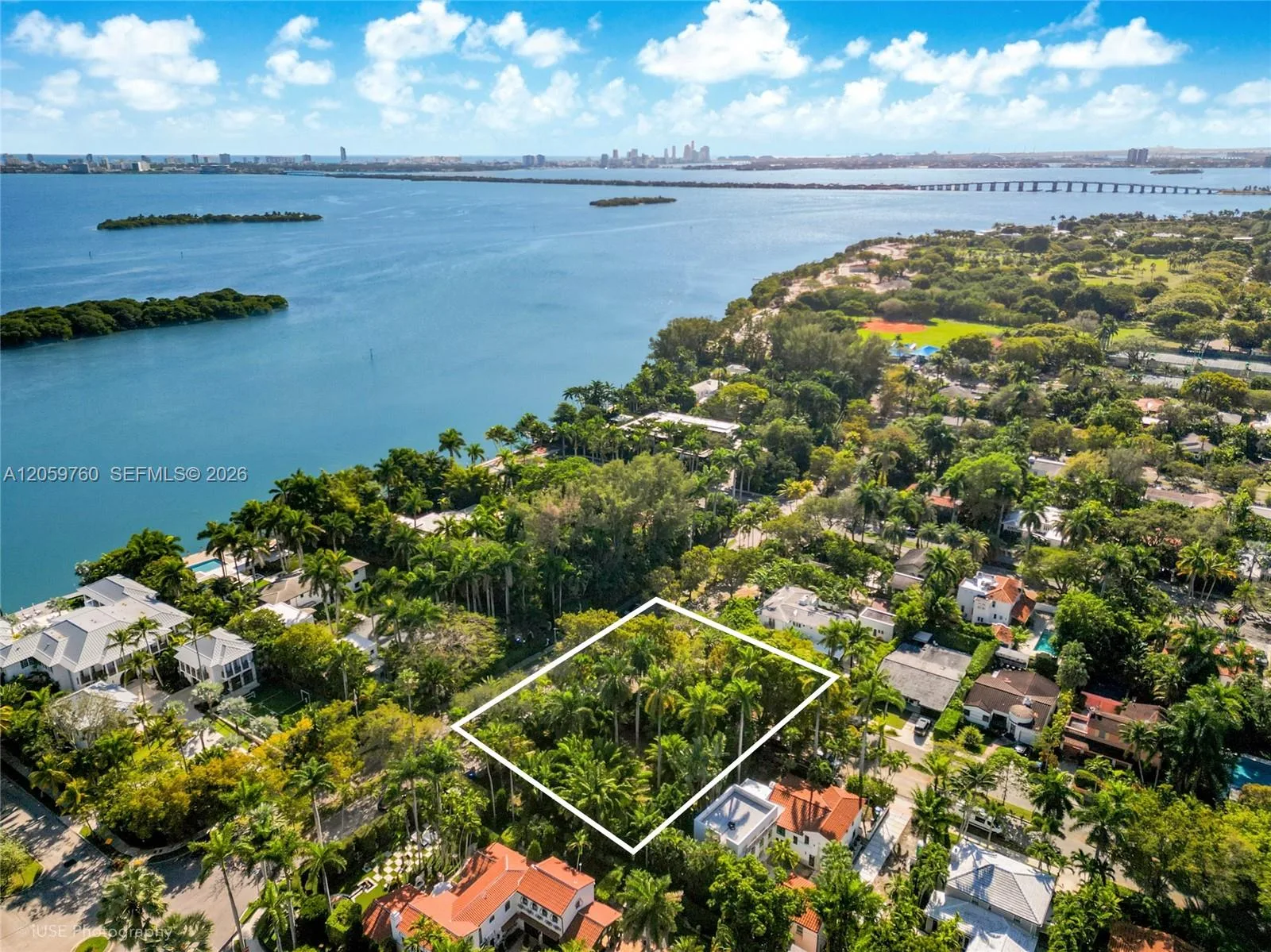 5810 N Bayshore Dr, Miami, FL 33137 photo 5