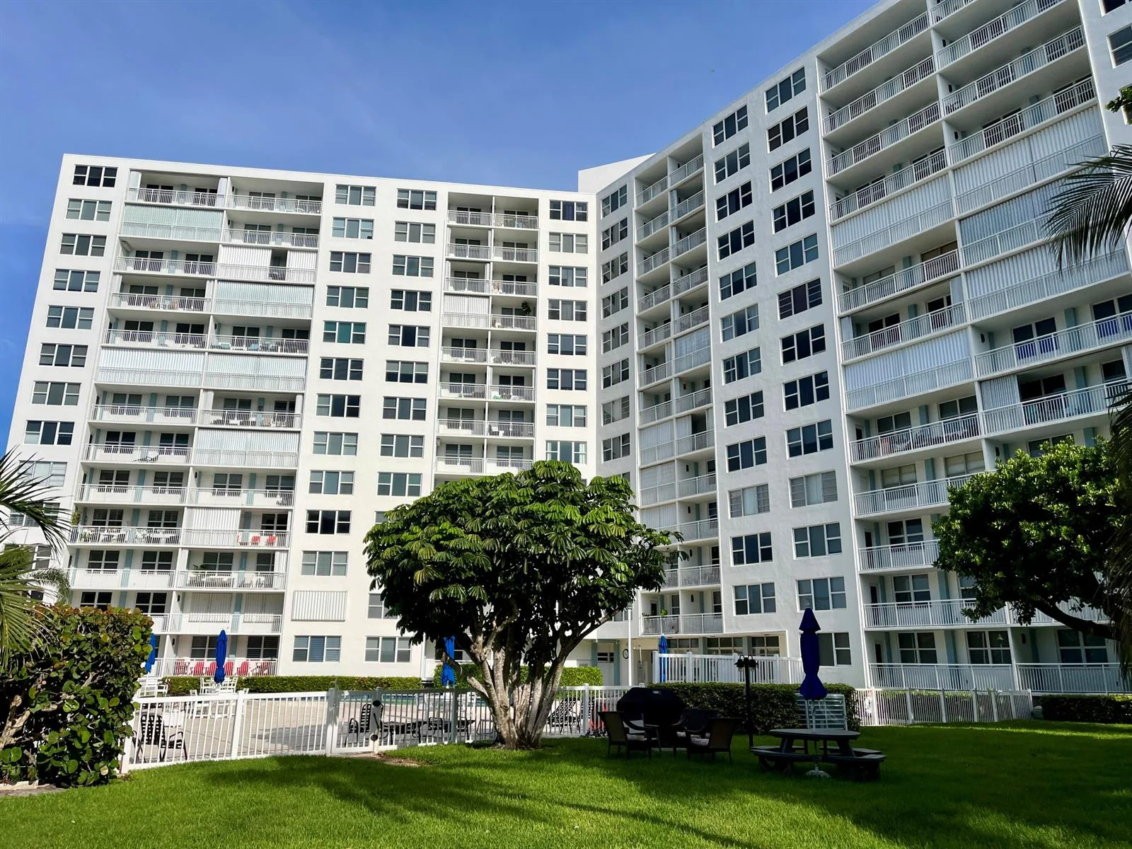 201 N Ocean Boulevard # 302, Pompano Beach, FL 33062 photo 3
