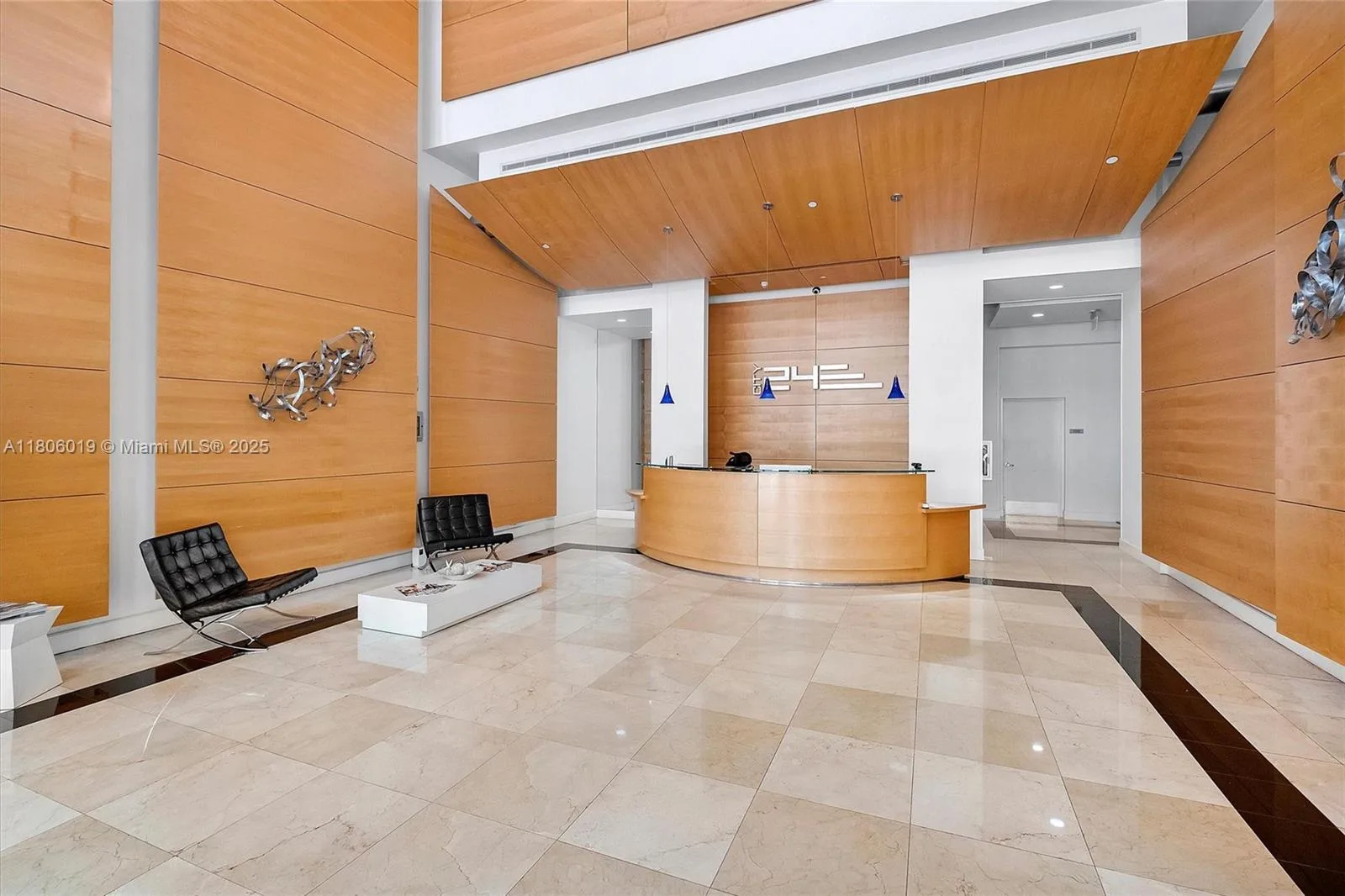 350 NE 24th St # 714, Miami, FL 33137 photo 2