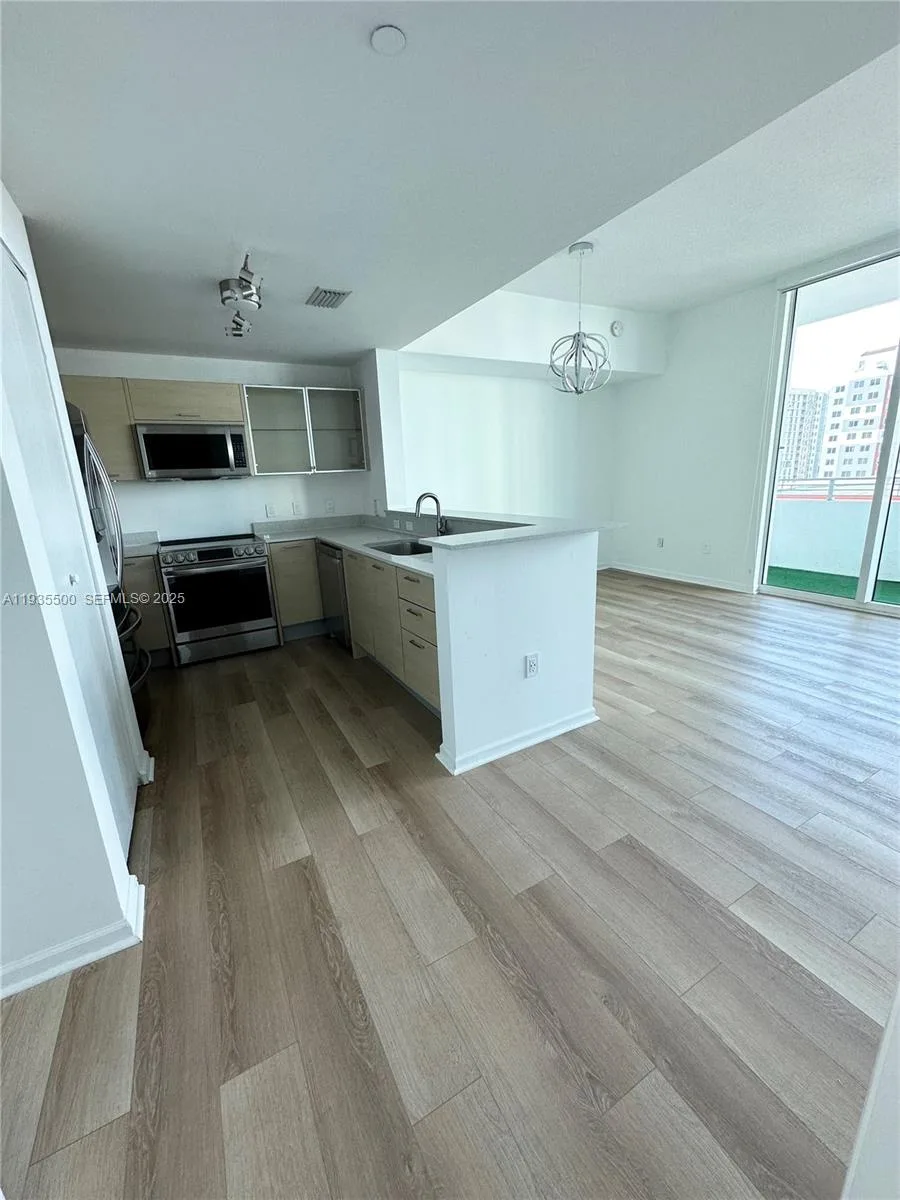 350 NE 24th St # 712, Miami, FL 33137 photo 5