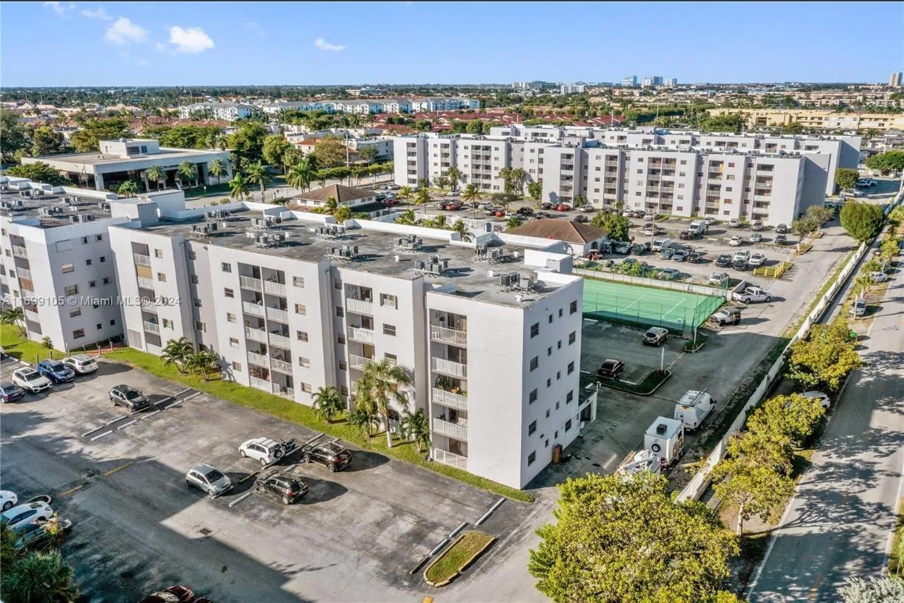 8145 NW 7th Street # 208, Miami, FL 33126