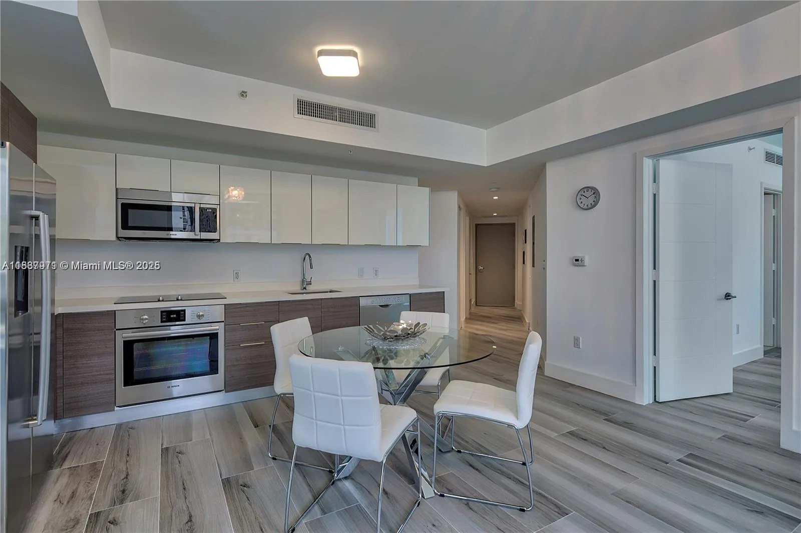 1010 SW 2nd Ave # 609, Miami, FL 33130 photo 5