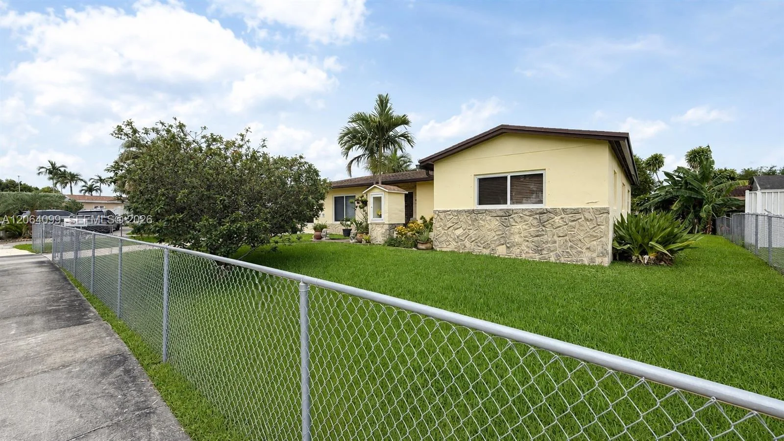 2675 SW 119th Ct, Miami, FL 33175 photo 3