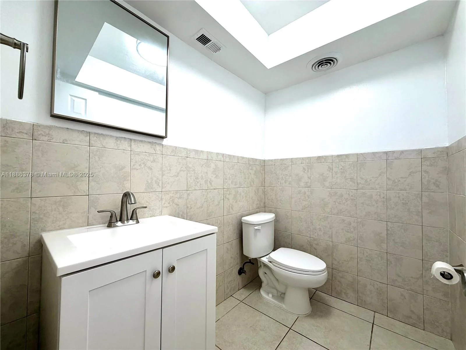1885 NE 121st St # 3, North Miami, FL 33181 photo 12