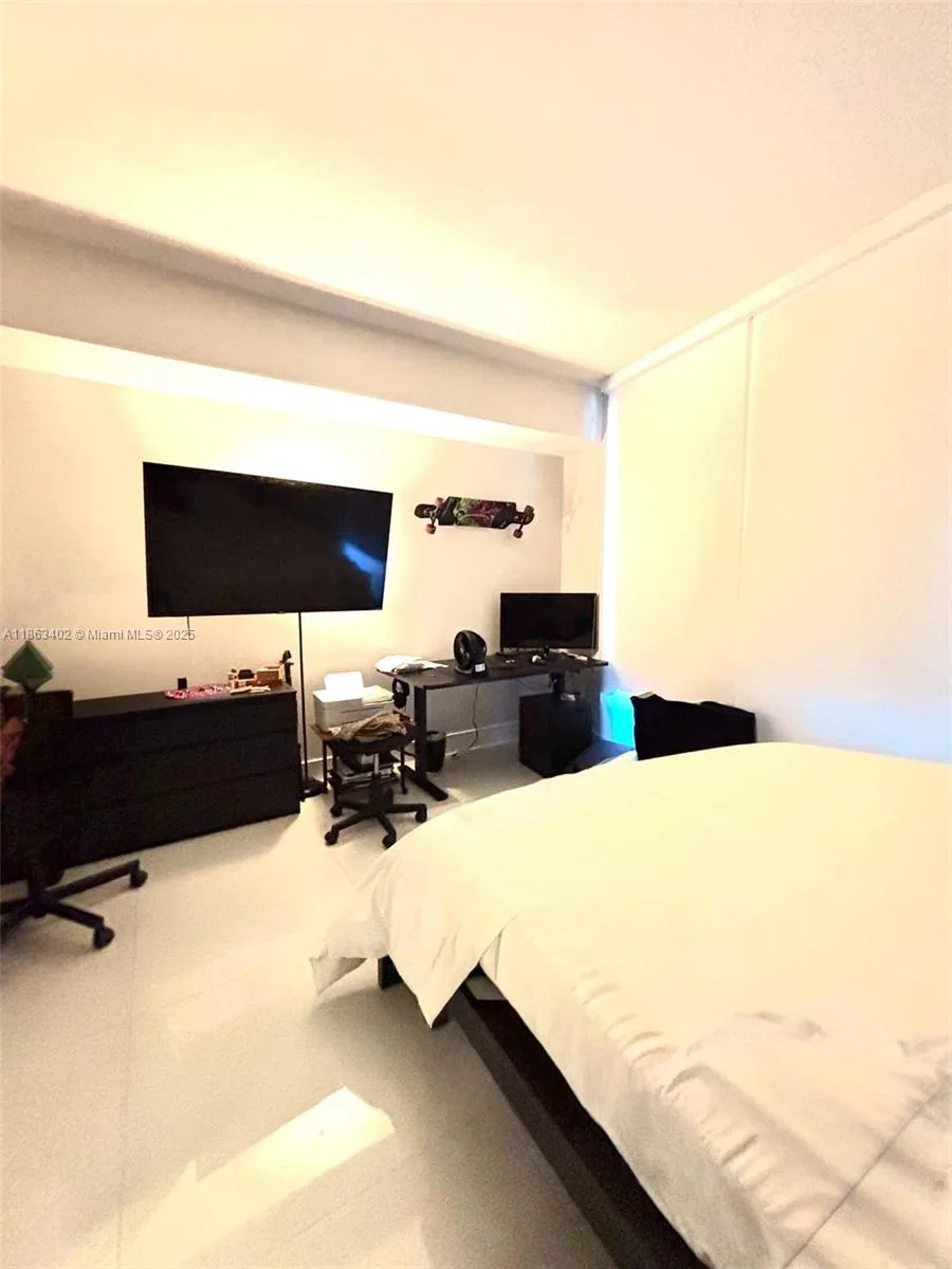 1010 SW 2 AVE # 1110, Miami, FL 33130 photo 9
