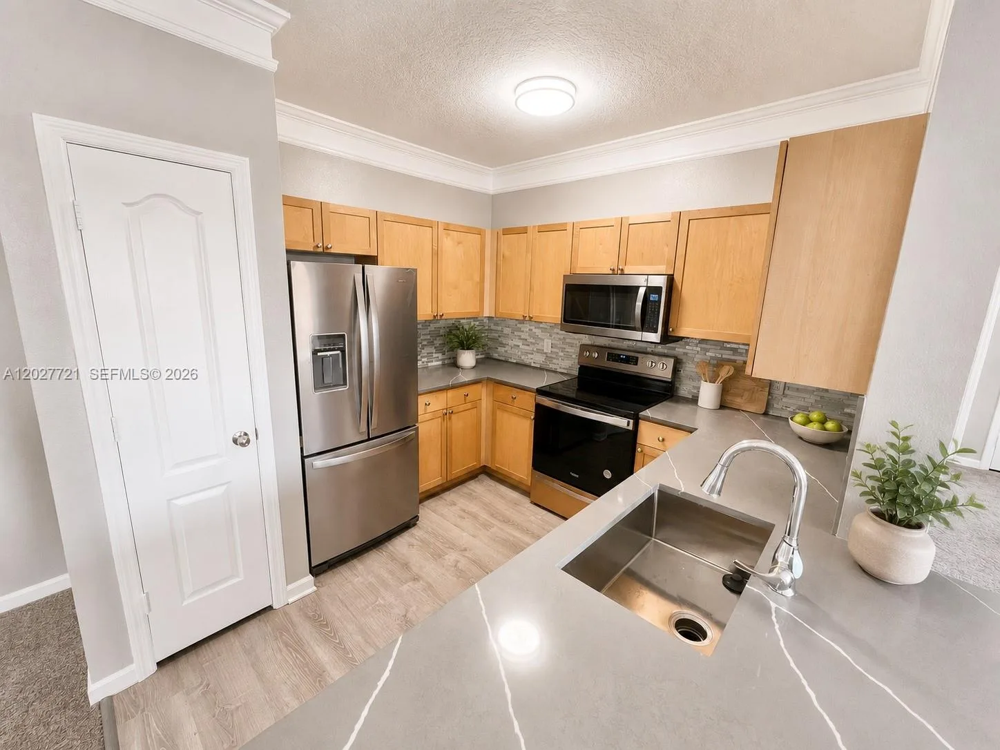 8836 Villa View Circle # 306, Orlando, FL 32821 photo 3